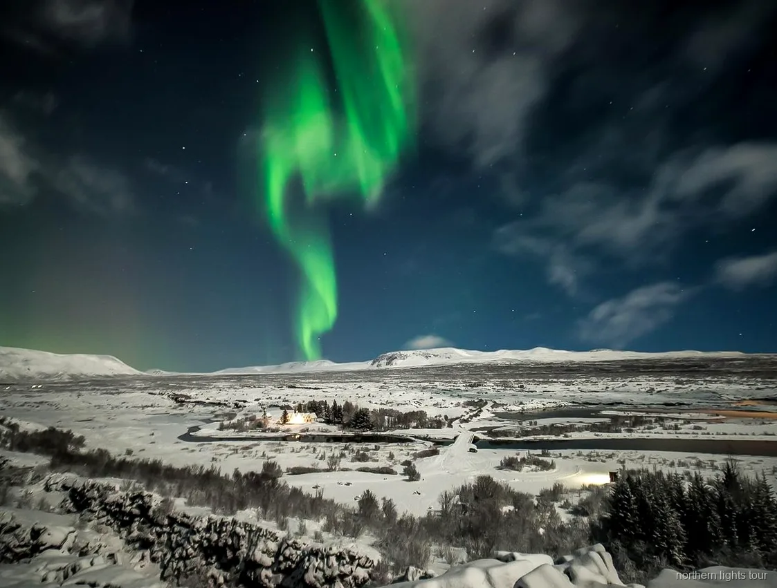 Dunkler Beobachtungsort nahe Reykjavik, genutzt auf der Premium Nordlichter-Tour